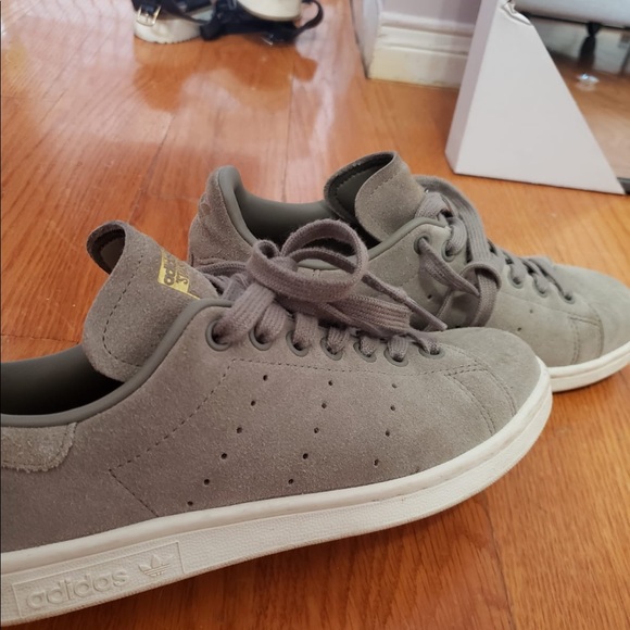 Stan Smith Grey Suede Adidas shoes - Picture 4 of 4